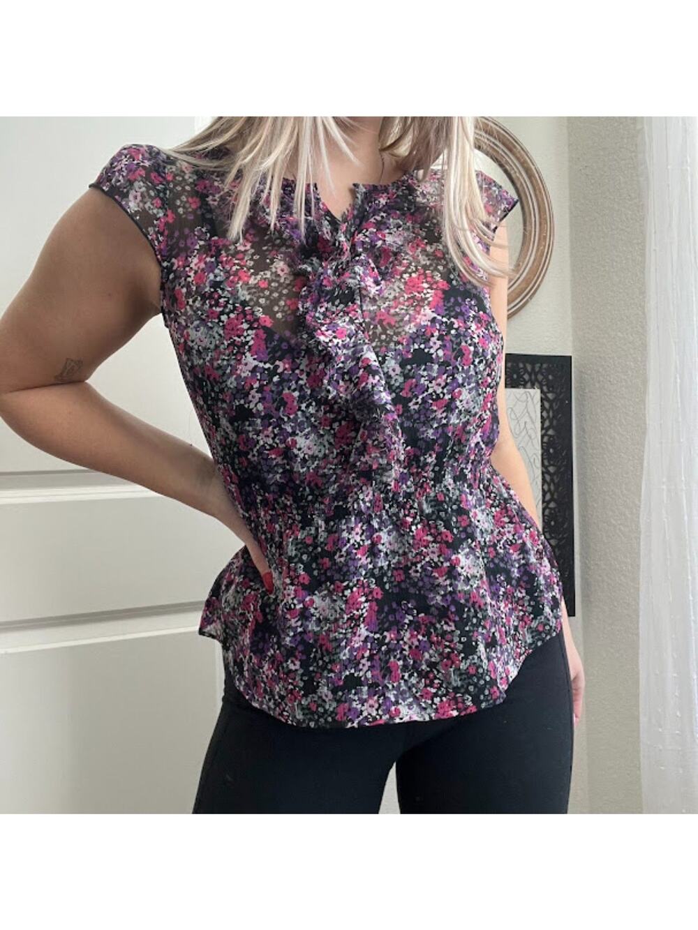 Y2K Epic Threads Sheer Floral Ruffle Front Blouse Sz XS ( L in juniors )
